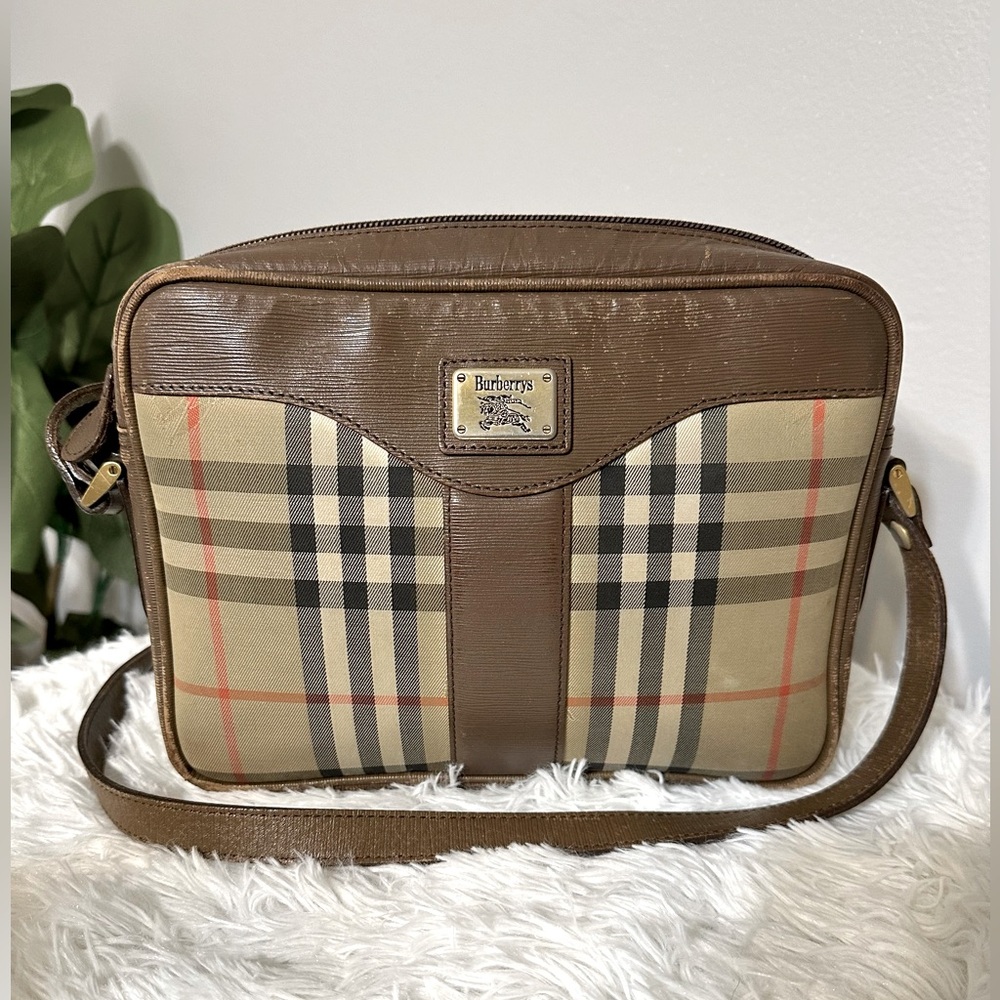 Pre-Owned Burberry Shoulder Bag Nova Check Gold Logo Plate Brown Crossbody